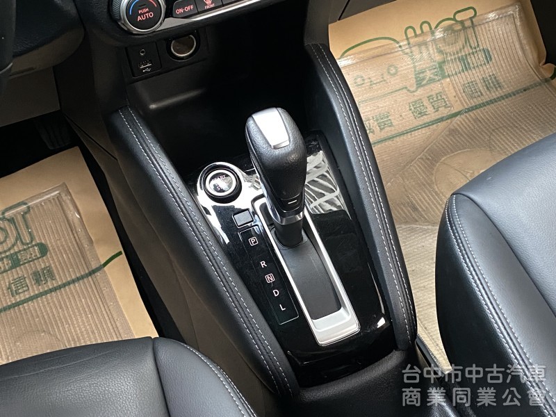 2019 Nissan Kicks 1.5智行旗艦版　原鈑件／車況佳／第三方認證