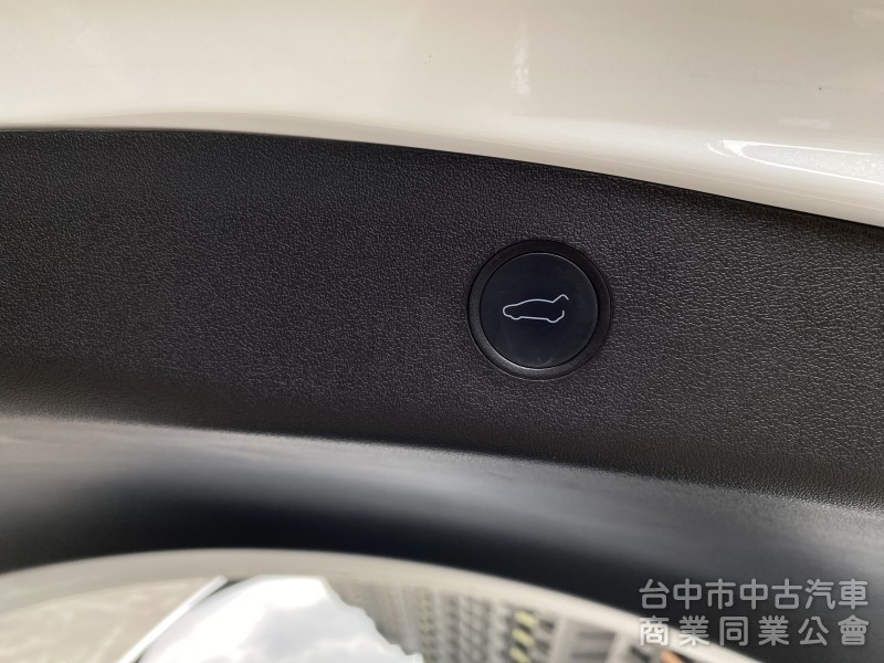 2021 Tesla Model 3 Standard Range Plus　原鈑件／第三方認證 / 里程保證