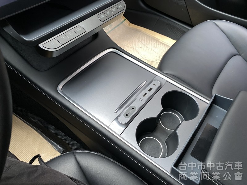 2021 Tesla Model 3 Standard Range Plus　原鈑件／第三方認證 / 里程保證