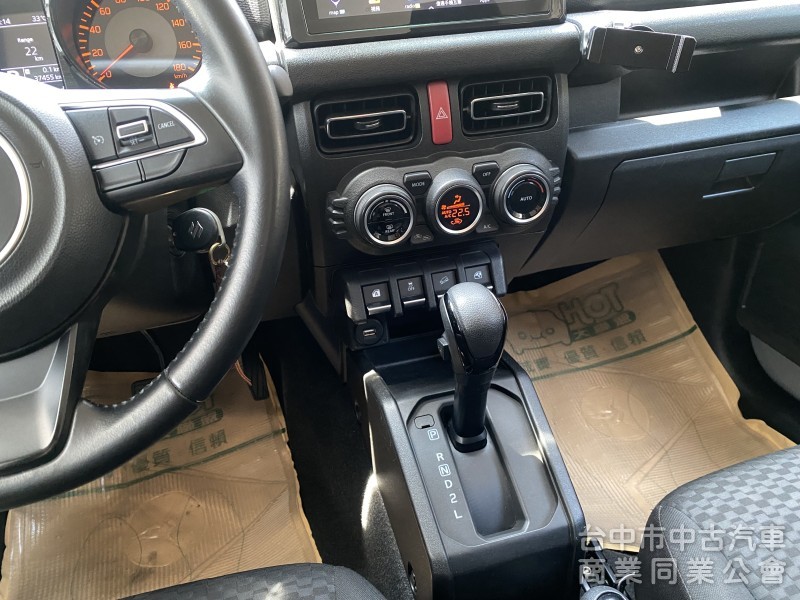 2020 Suzuki Jimny 1.5 GLX　原鈑件/低里程/CARPLAY/安卓機