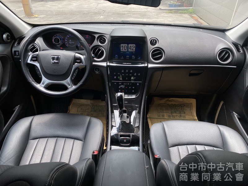 2017 Luxgen U7 Turbo ECO Hyper 旗艦型　第三方認證/大馬力/大空間/超實用/車況佳!!