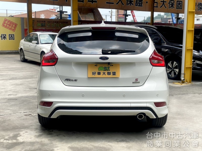 2017 Ford Focus 5D EcoBoost 180汽油頂級運動型　原廠保養／原鈑件／低里程／超香！！