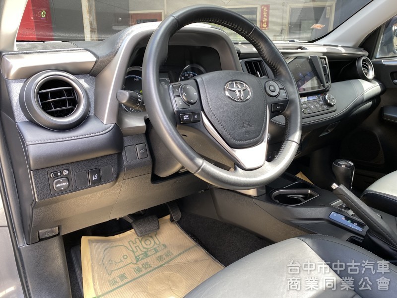 2017 Toyota RAV4 2.5 Hybrid 尊爵　原廠保養／原鈑件／360環景／第三方認證