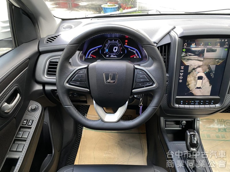 2019 Luxgen U5 智行版 1.6　一手車原鈑件／超低里程／內裝超美／360環景／倒車顯影／超級實惠