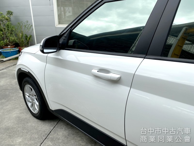 2022 Hyundai Venue GLA 1.6　一手車／原鈑件／第三方認證／里程保證／內裝質感美