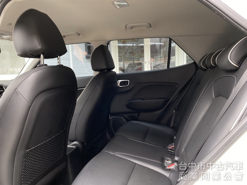 2022 Hyundai Venue GLA 1.6　一手車／原鈑件／第三方認證／里程保證／內裝質感美