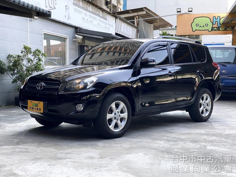 2010 Toyota RAV4 2.4 E天窗　 原鈑件／原廠保養／第三方認證／倒車顯影