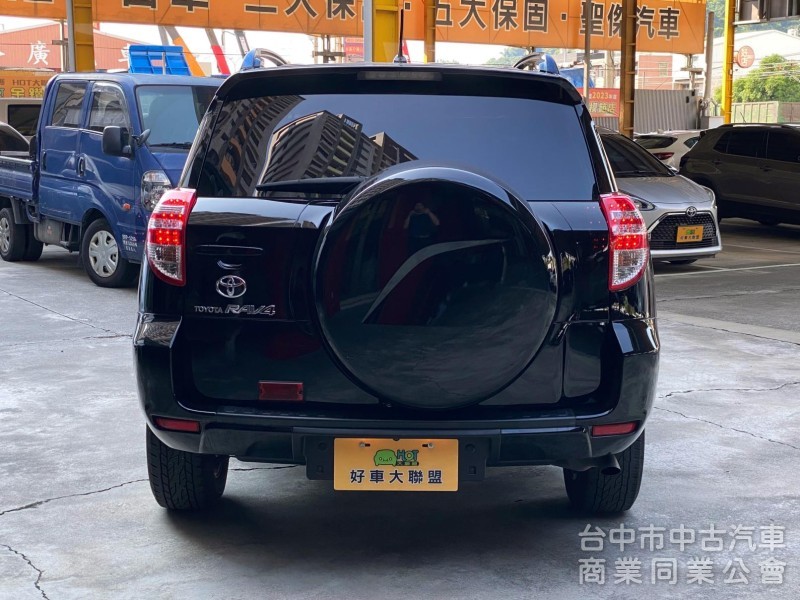 2010 Toyota RAV4 2.4 E天窗　 原鈑件／原廠保養／第三方認證／倒車顯影