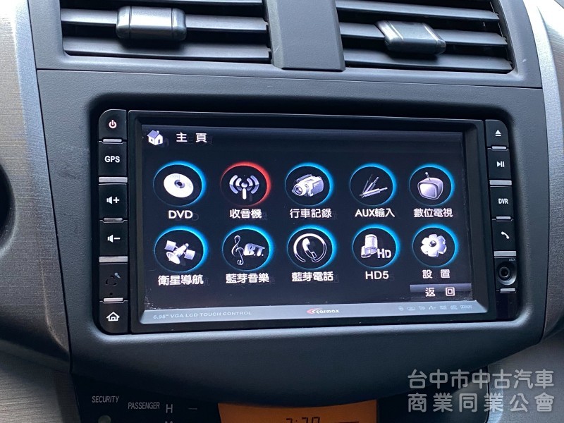 2010 Toyota RAV4 2.4 E天窗　 原鈑件／原廠保養／第三方認證／倒車顯影
