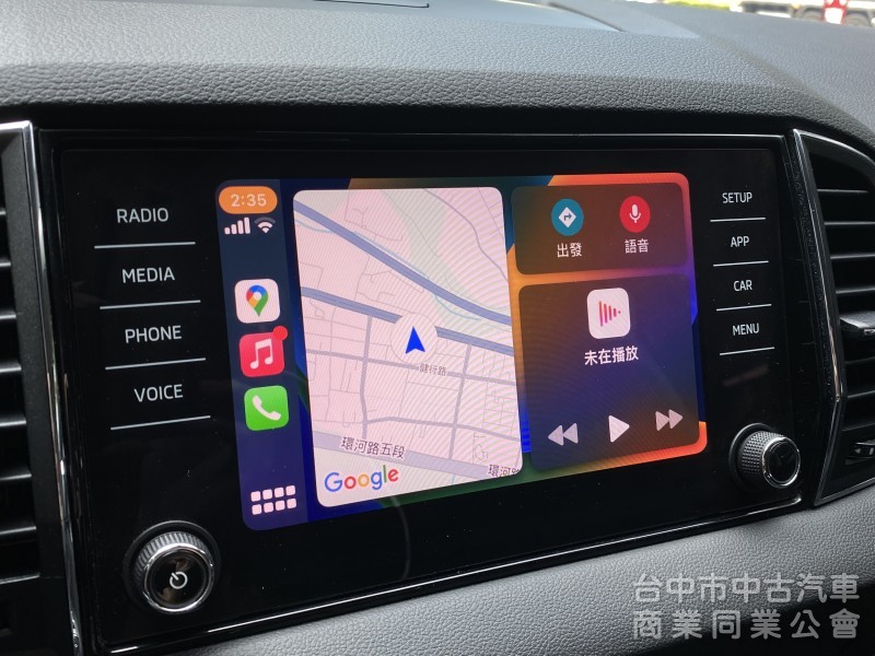 2018 Skoda Karoq 1.5 TSI 菁英版　carplay／原鈑件／原廠保養／ACC／Ikey摸門／電尾