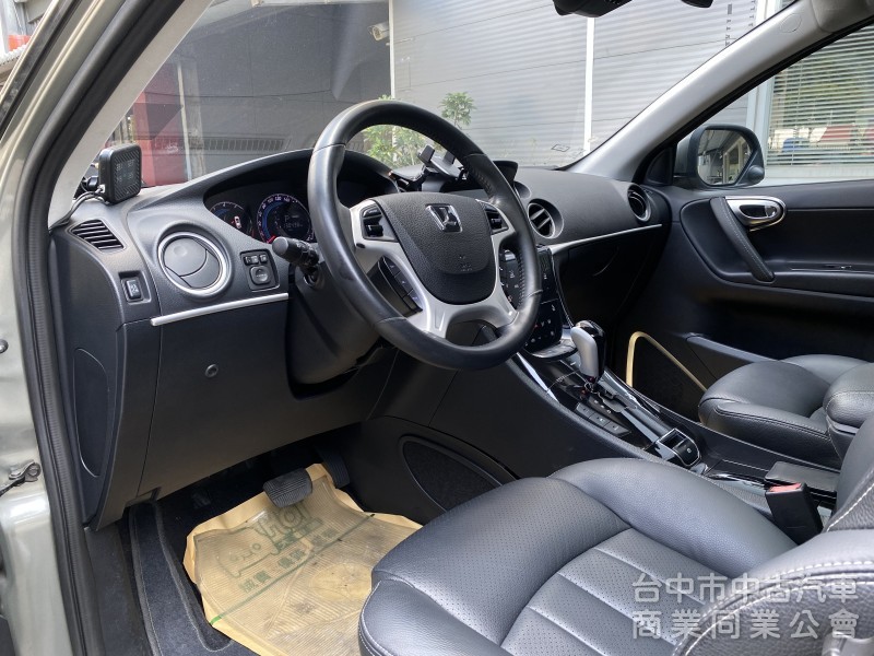 2014款 Luxgen U7 Turbo 旗艦型　原廠保養／大空間／超實用／360環景／駕駛電動座椅／天窗／電尾門