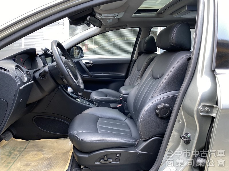 2014款 Luxgen U7 Turbo 旗艦型　原廠保養／大空間／超實用／360環景／駕駛電動座椅／天窗／電尾門