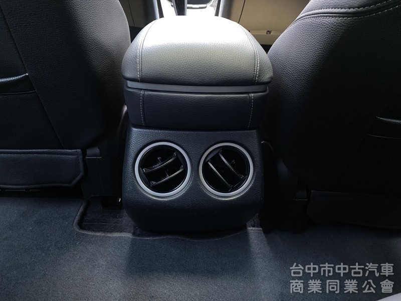 2014款 Luxgen U7 Turbo 旗艦型　原廠保養／大空間／超實用／360環景／駕駛電動座椅／天窗／電尾門