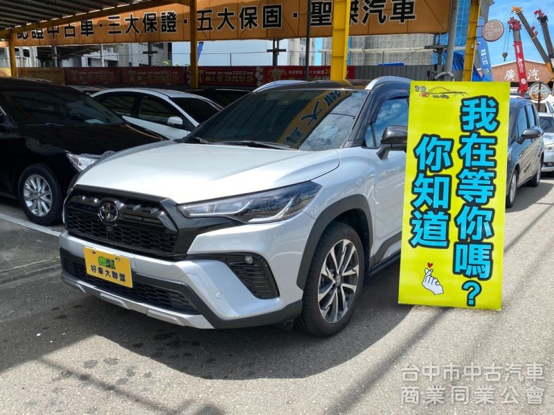 2023 Toyota Corolla Cross 1.8 GR Sport　僅跑8400km／原鈑件原漆／原廠保固中