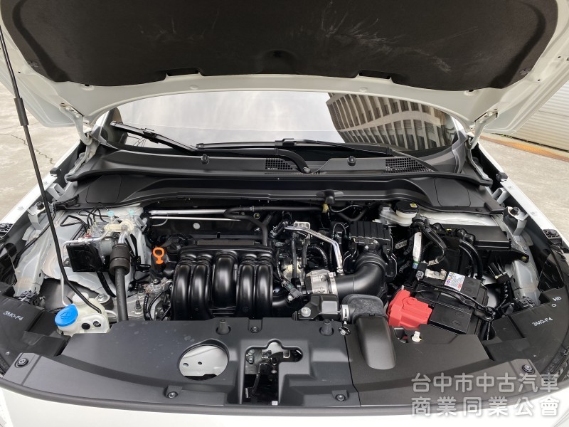 2022 HR-V Prestige尊榮版　一手女用車／原鈑件／原廠保養／電尾門／Carplay／無線充