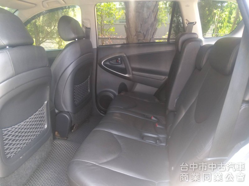 拼俗價 一手美車 13年式   RAV4  超值價  搶購中......                        