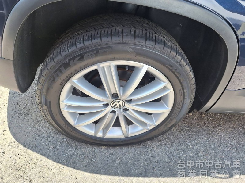 拼俗價 一手美車 17年式  VW  TIGUAN 超值價搶購中....                   