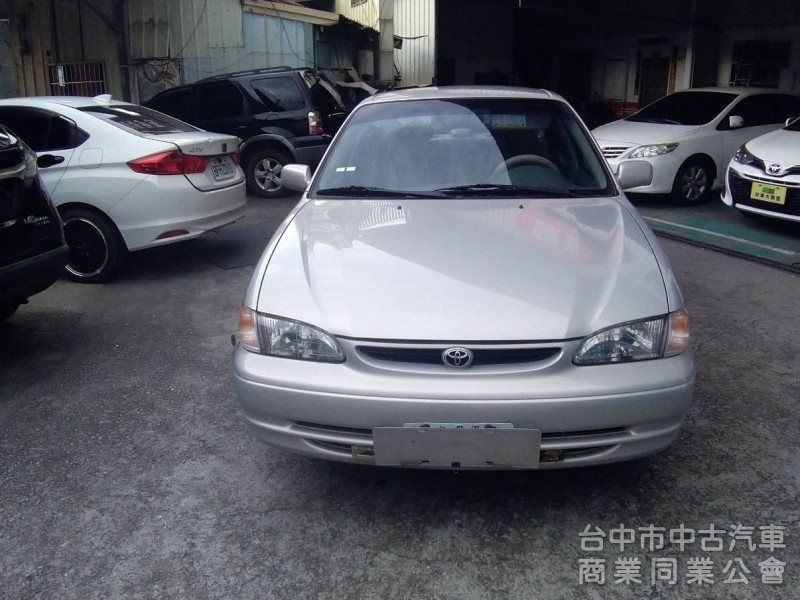 拼俗價 COROLLA 進口 2001年式 每年里程只跑 6千多公里 珍藏優質美車 ....              