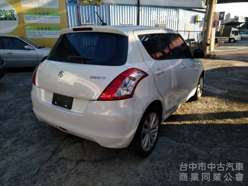 拼俗價 一手車 16年式 SWIFT GLX 里程8.8萬公里 優質美車....                    