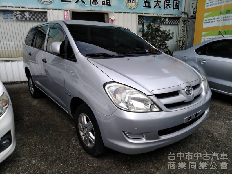 拼俗價 一手車 2012年式 INNOVA E版  優質美車....                  