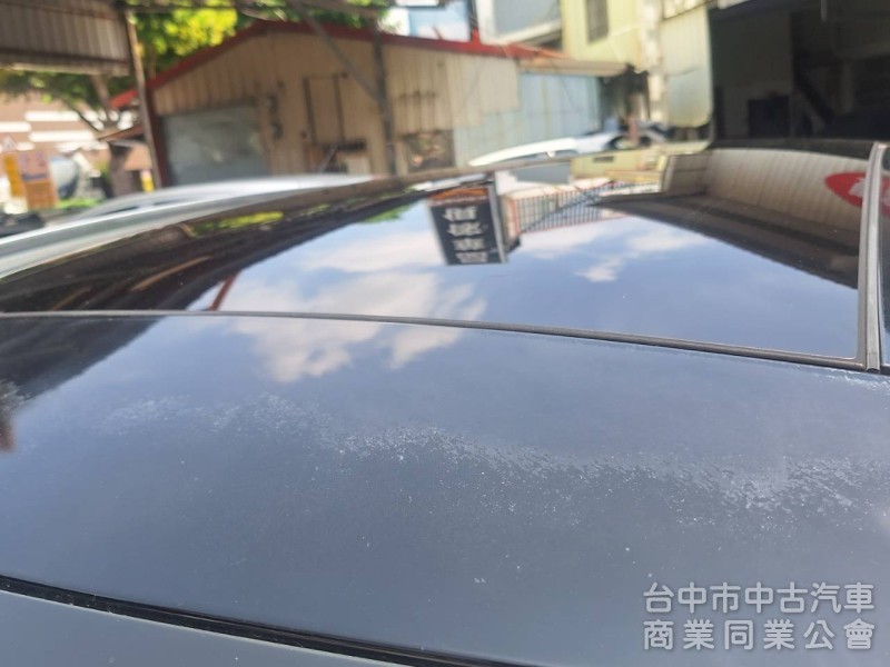 拼俗價  BENZ GLA250  2016年式  最受歡迎 SUV優質美車 ....                 