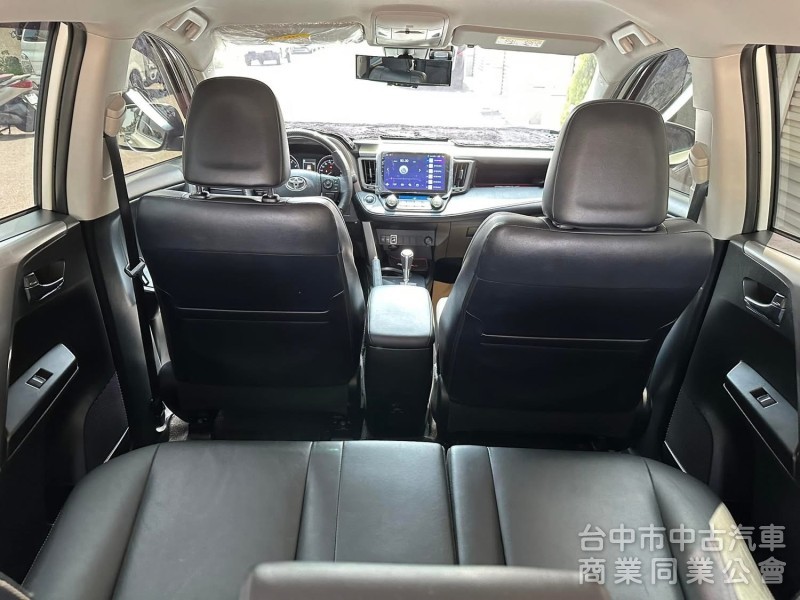2017 TOYOTA RAV4 尊爵版  2.0L  原鈑件 ACC