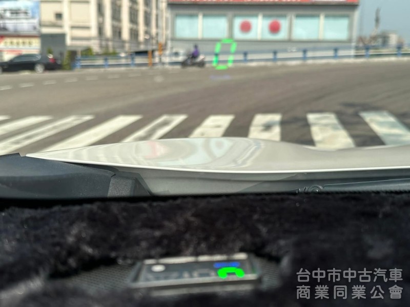 2017 TOYOTA RAV4 尊爵版  2.0L  原鈑件 ACC