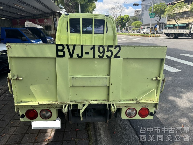 篷式 油壓尾門 車美車況佳 買回即可上路~
