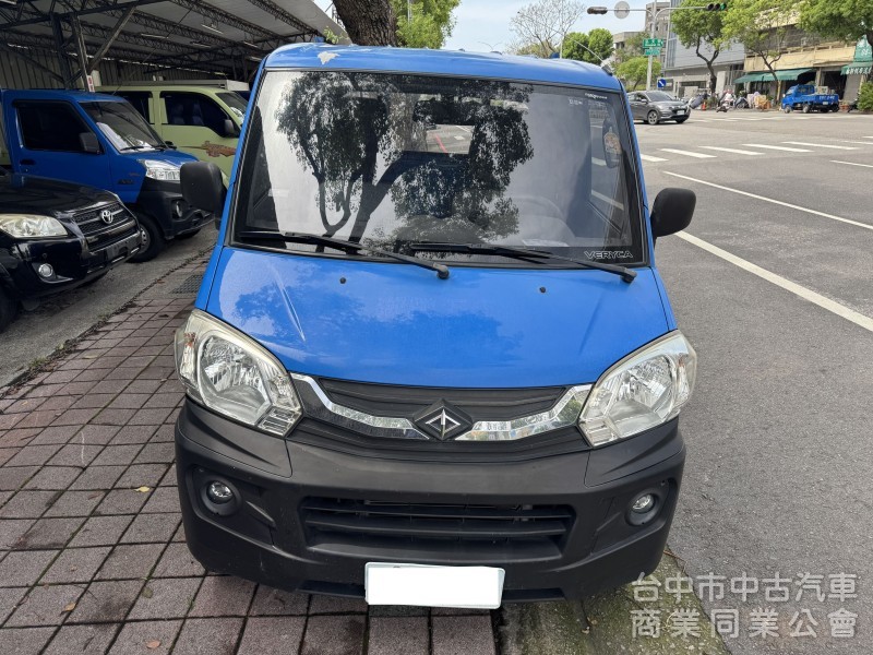 可全額貸 里程少 車美車況佳 全車無待修 買回即可上路~