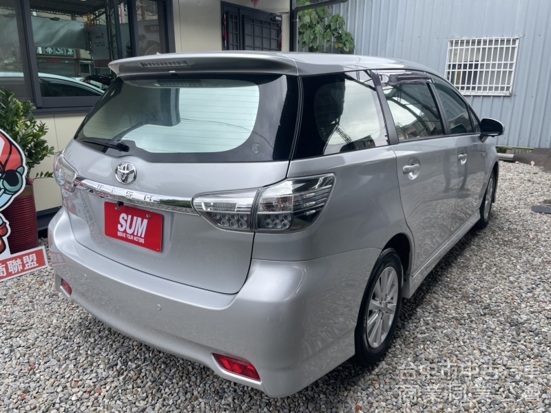 Toyota Wish 2016款 經典型 銀色 2016 TOYOTA WISH 2.0 小改款末代｜七人座大空間