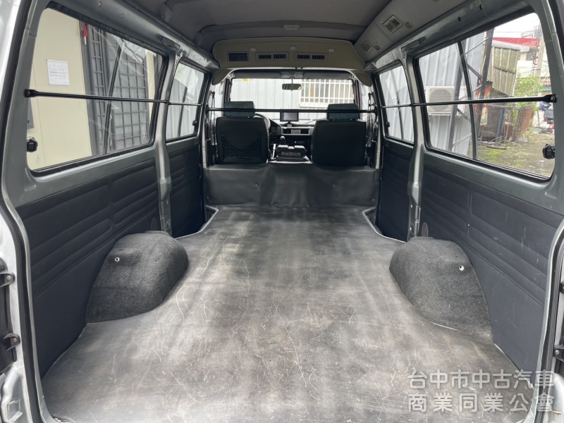 2014 中華 得利卡 2.4 手排貨車版｜稅金省、露營車宿大空間