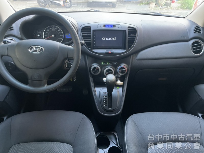  2012年 現代 i10 頂級享樂版 1.1 （頂級版、超低里程、稅金一年僅8640元）