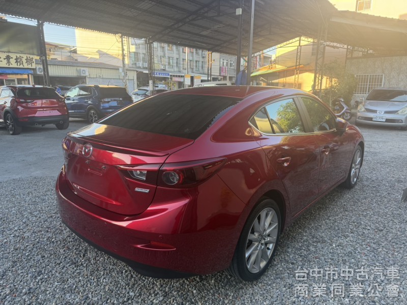2018 馬自達 馬3 2.0 旗艦型｜魂動紅・低里程6萬・頂級安全滿配