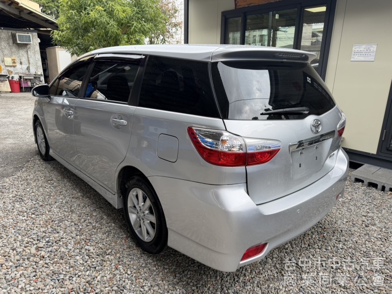 七人座大空間 二三排可平整化  原廠保養有記錄 原鈑件里程保證