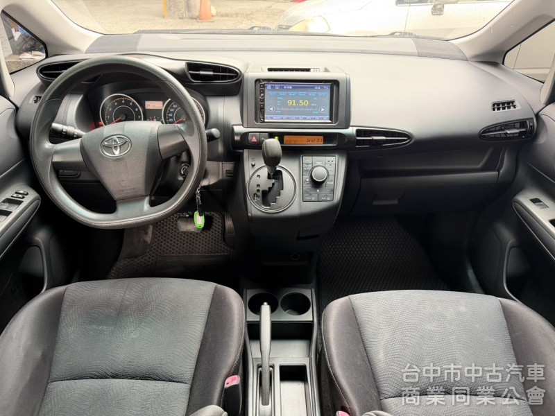 七人座大空間 二三排可平整化  原廠保養有記錄 原鈑件里程保證