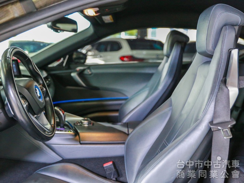 BMW i8 Coupe 2015款 手自排 1.5L