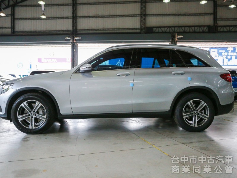 Mercedes-Benz GLC GLC250 2017款 手自排 2.0L