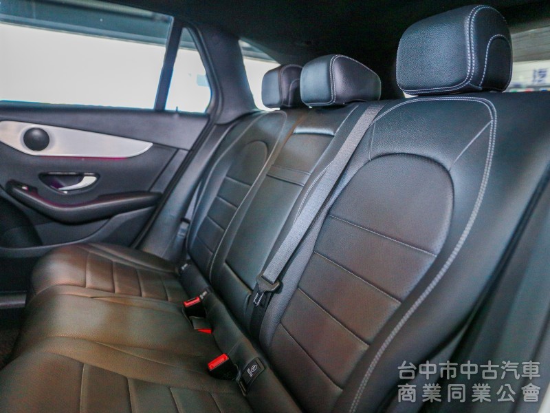 Mercedes-Benz GLC GLC300 2020款 手自排 2.0L