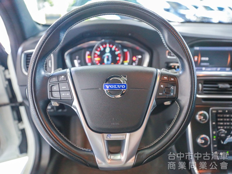 Volvo S60 2015款 手自排 2.0L