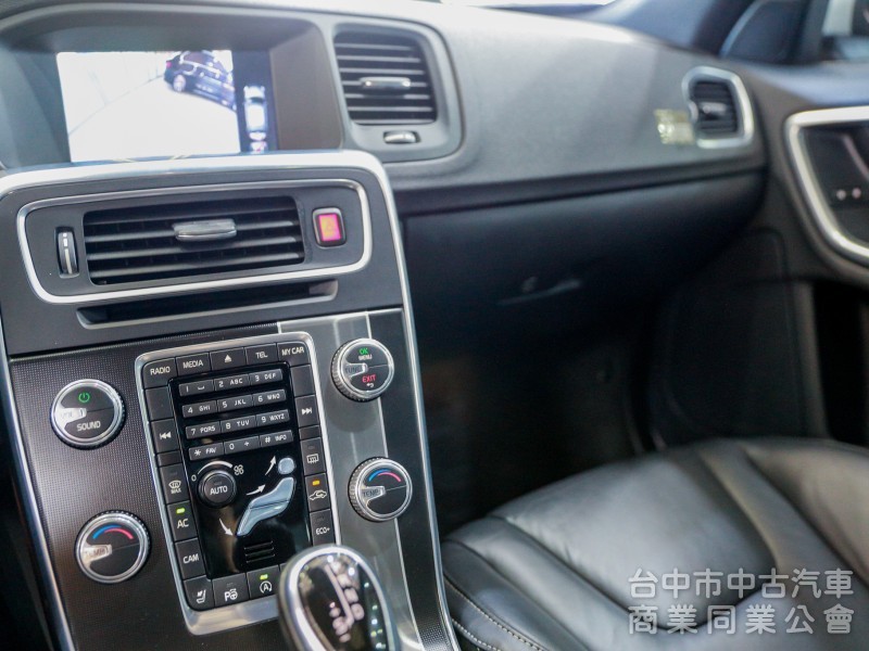 Volvo S60 2015款 手自排 2.0L