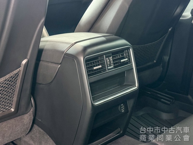 Porsche Cayenne 2018款 3.0T 灰色