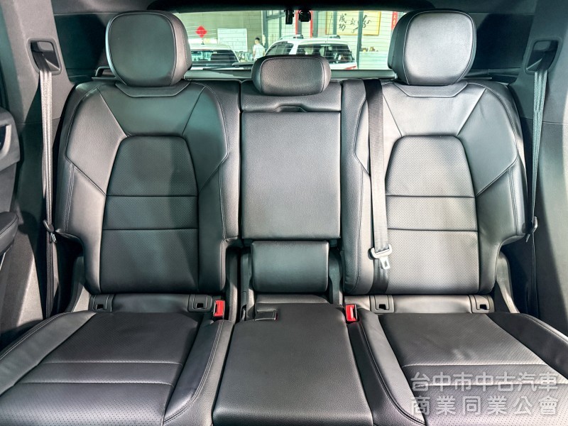 Porsche Cayenne 2018款 3.0T 灰色