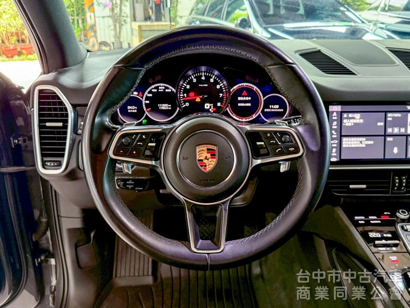 Porsche Cayenne 2018款 3.0T 灰色