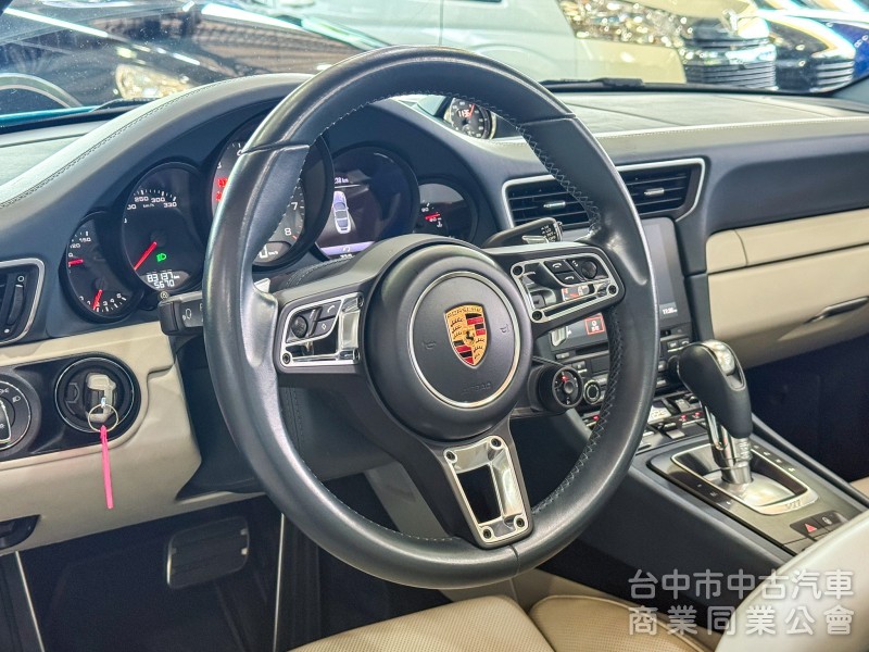 Porsche 911 Targa 2016款 4S 淺藍