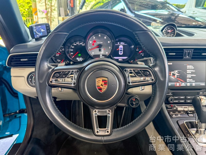Porsche 911 Targa 2016款 4S 淺藍