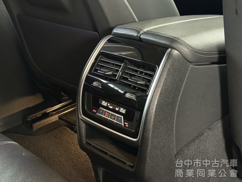 BMW X5 2020款 xDrive40i 旗艦版