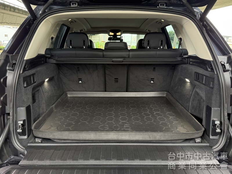 BMW X5 2020款 xDrive40i 旗艦版