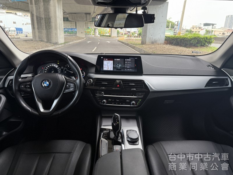 2017 BMW 5-Series Sedan 530i Luxury