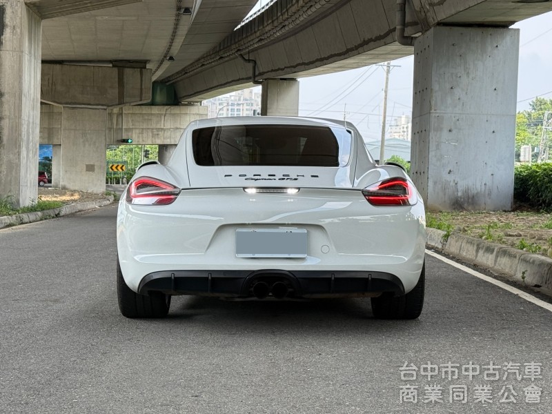 2015 Porsche Cayman GTS
