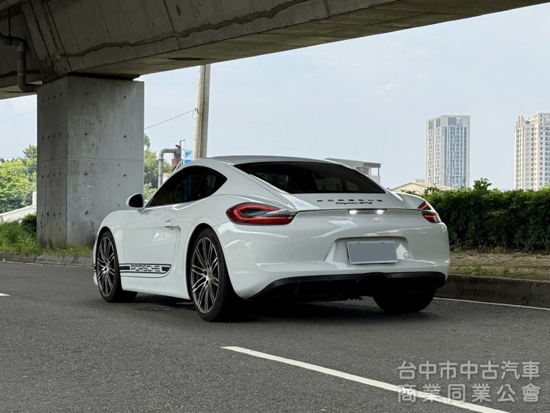 2015 Porsche Cayman GTS